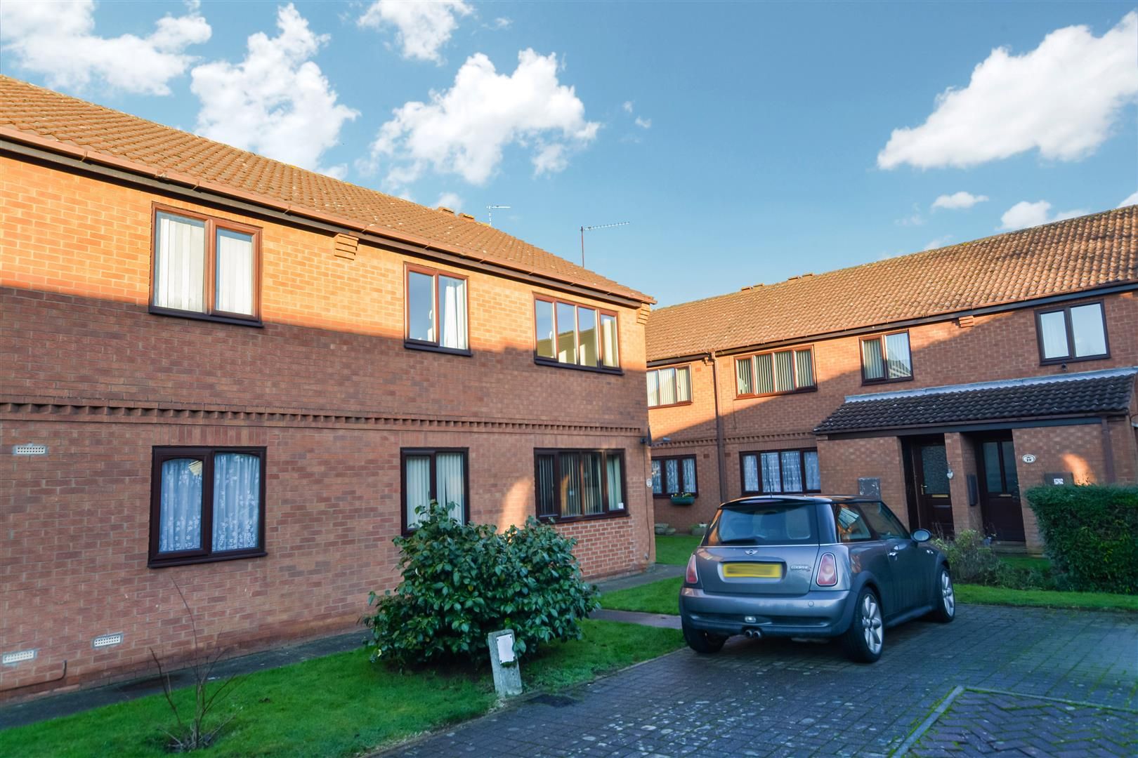 1 bed flat to rent in Cathedral Court, Scunthorpe DN17 Zoopla