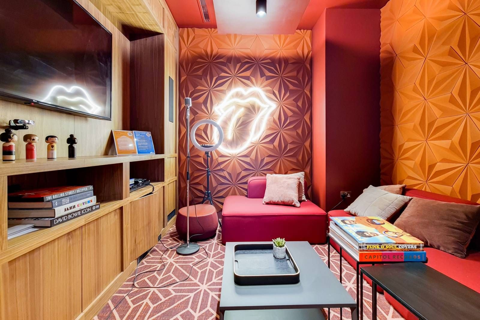 2 bed flat to rent in Uncle Southall, Southall, London UB2 Zoopla