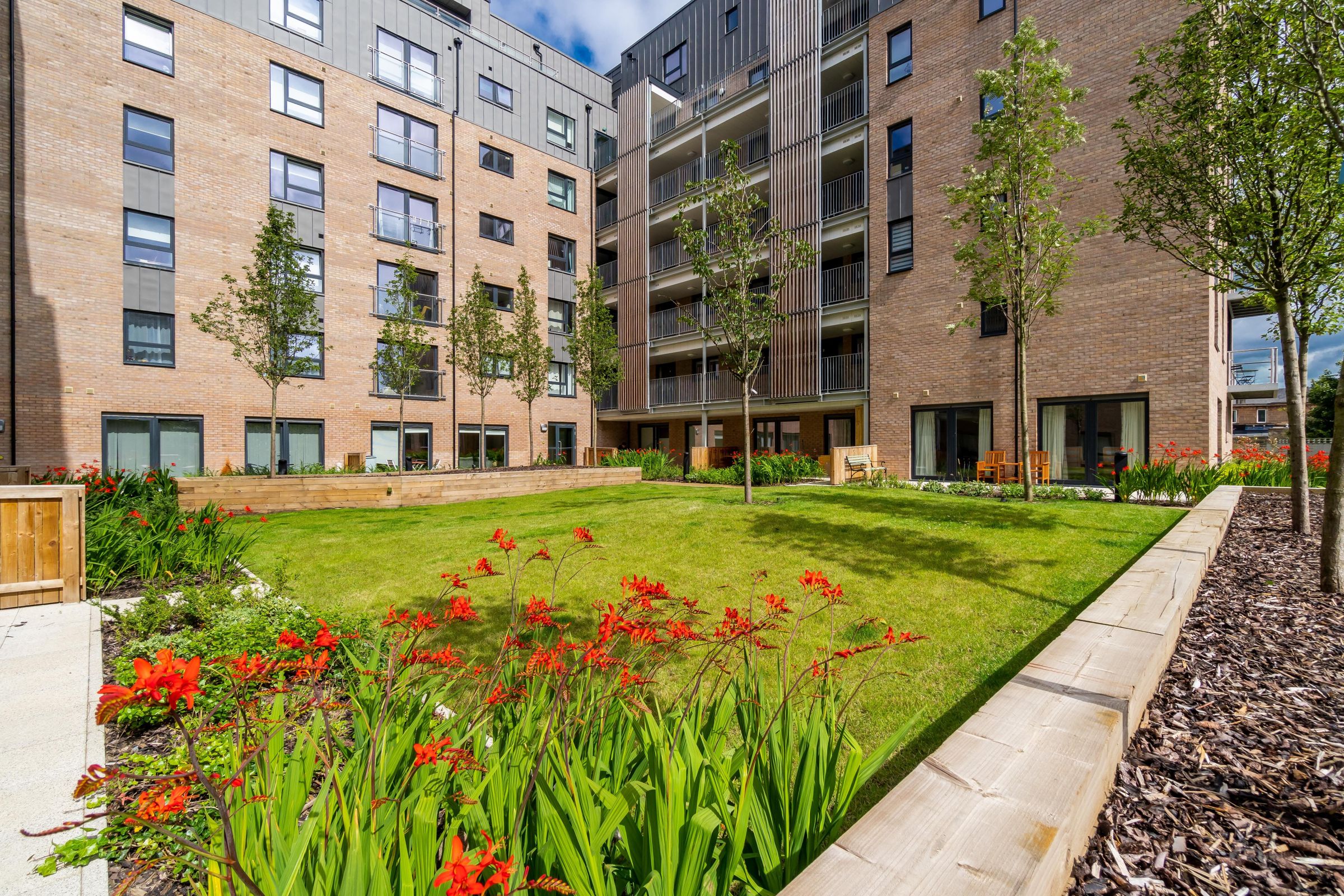 New home, 2 bed flat for sale in Shrubhill Walk, Edinburgh EH7 Zoopla