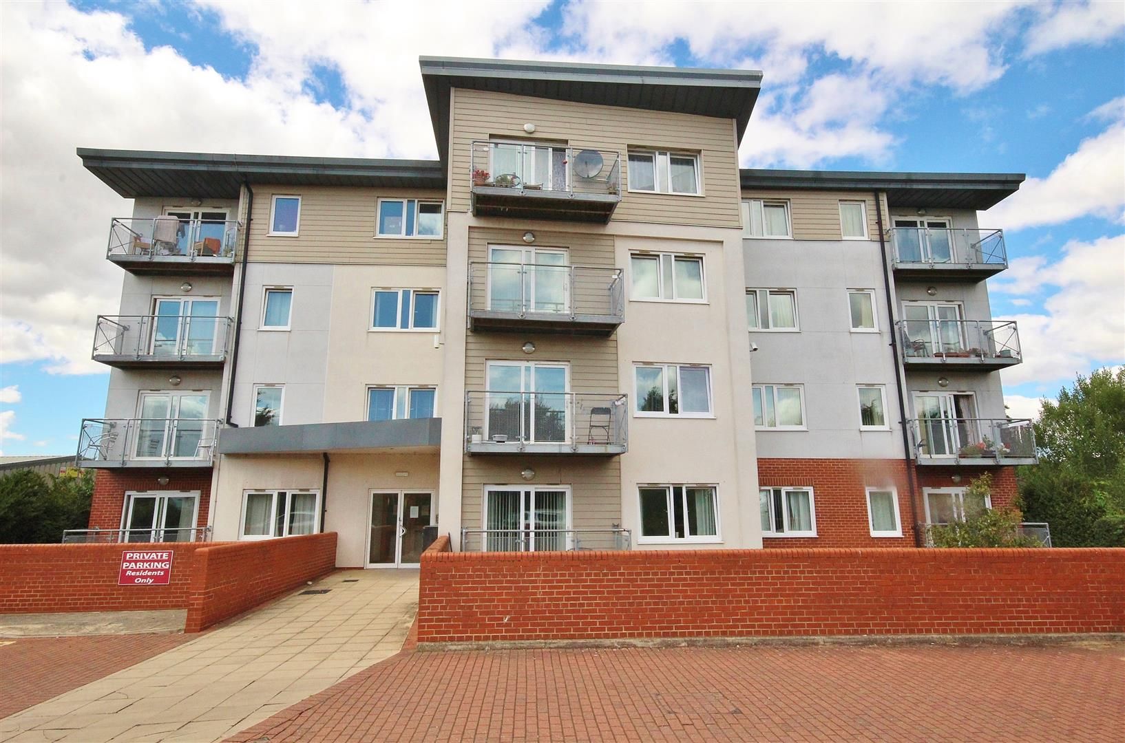 2 bed flat for sale in Canal Road, Selby YO8 Zoopla