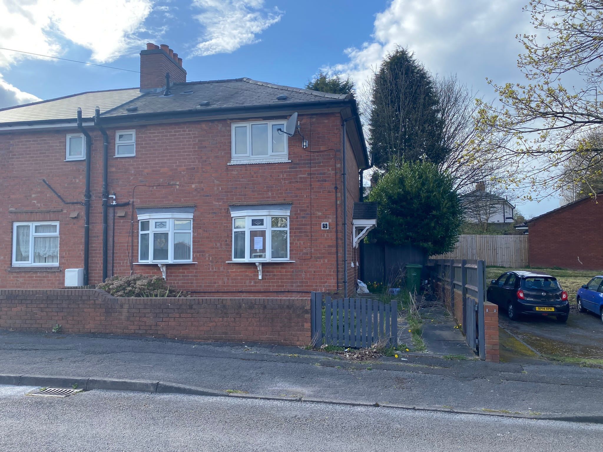3 bed semidetached house for sale in Iris Close, Dudley DY2 Zoopla
