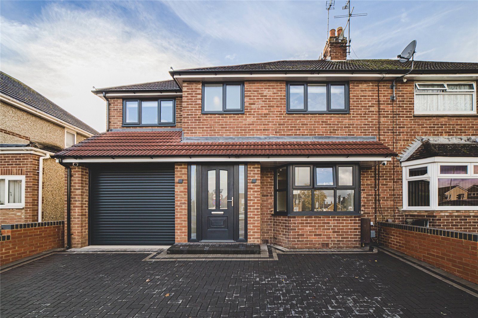 4 bed semidetached house for sale in Queens Drive, Swindon SN3 Zoopla