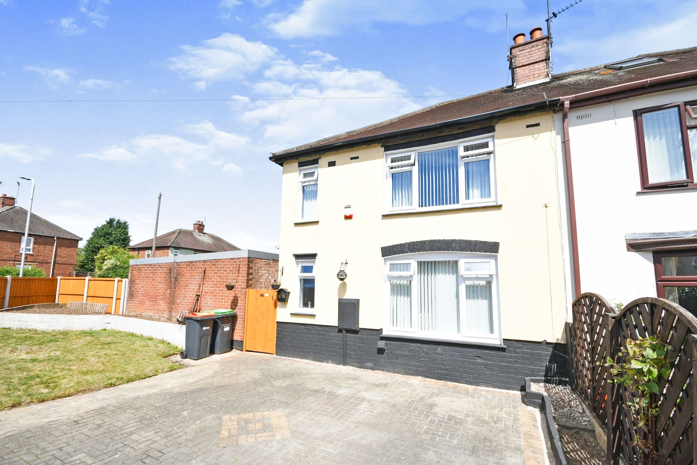 3 bed semidetached house for sale in Frederick Street, SuttonIn