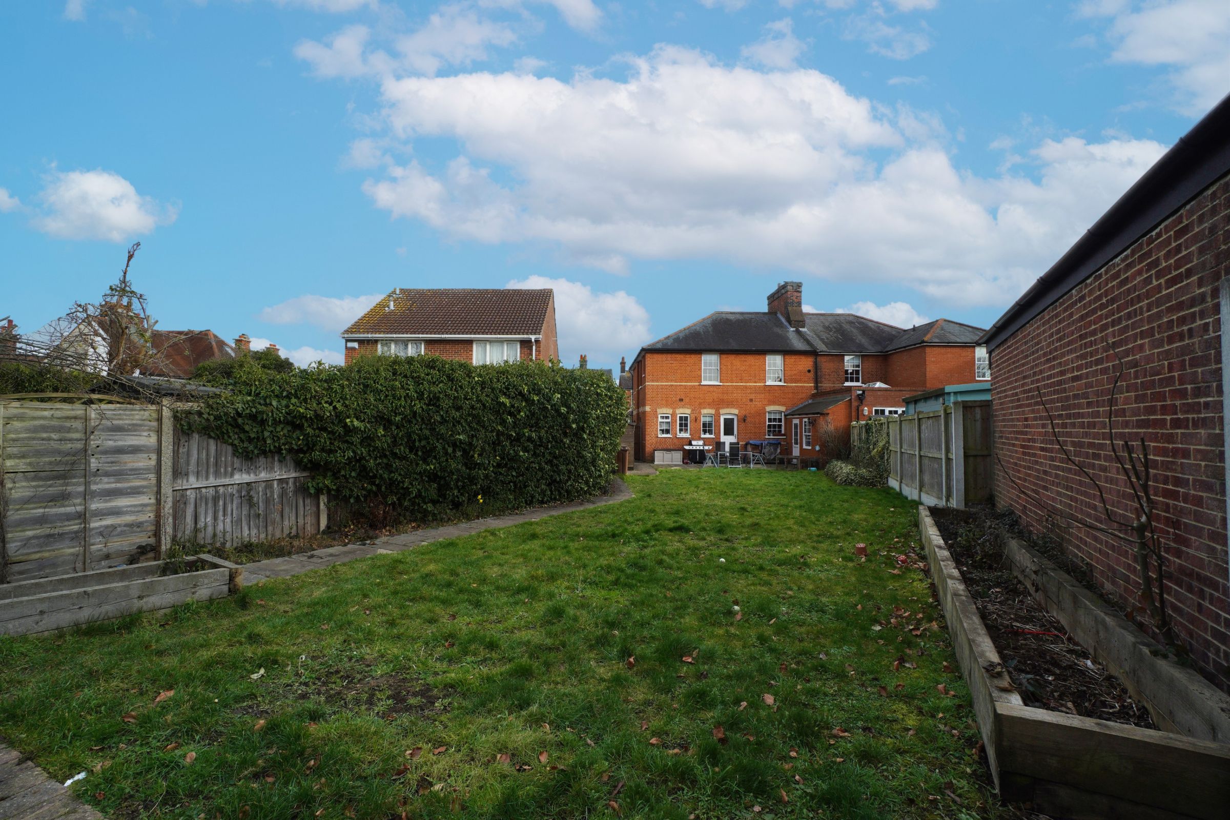 3 bed semidetached house for sale in Beehive Lane, Chelmsford CM2 Zoopla