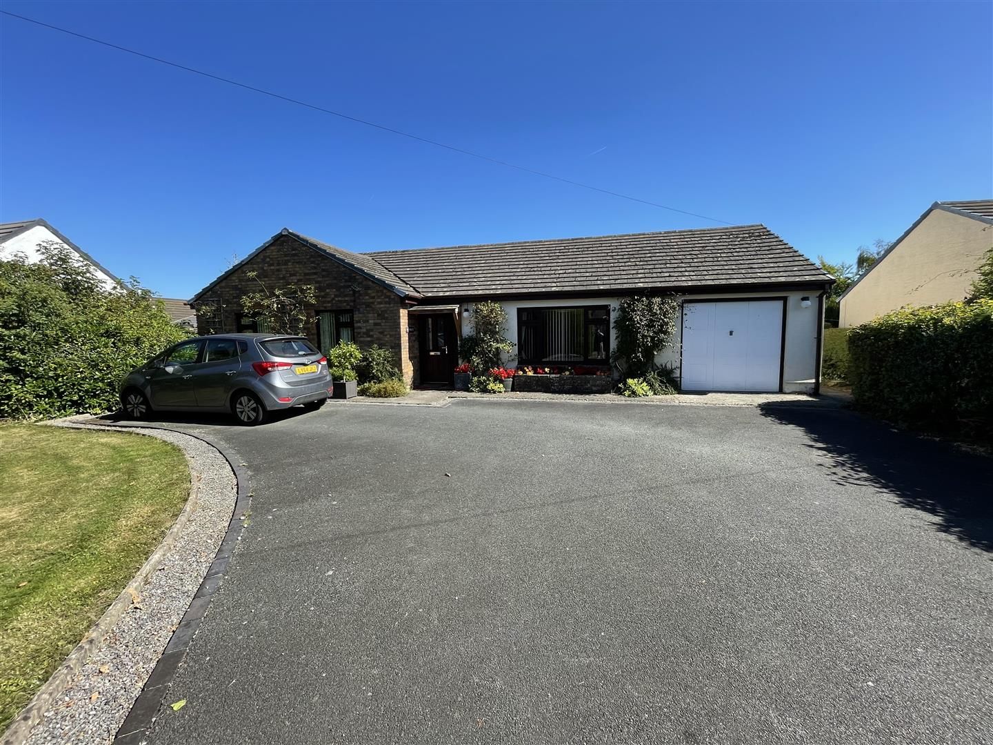 3 bed detached bungalow for sale in Lon Helyg, Llechryd, Cardigan SA43