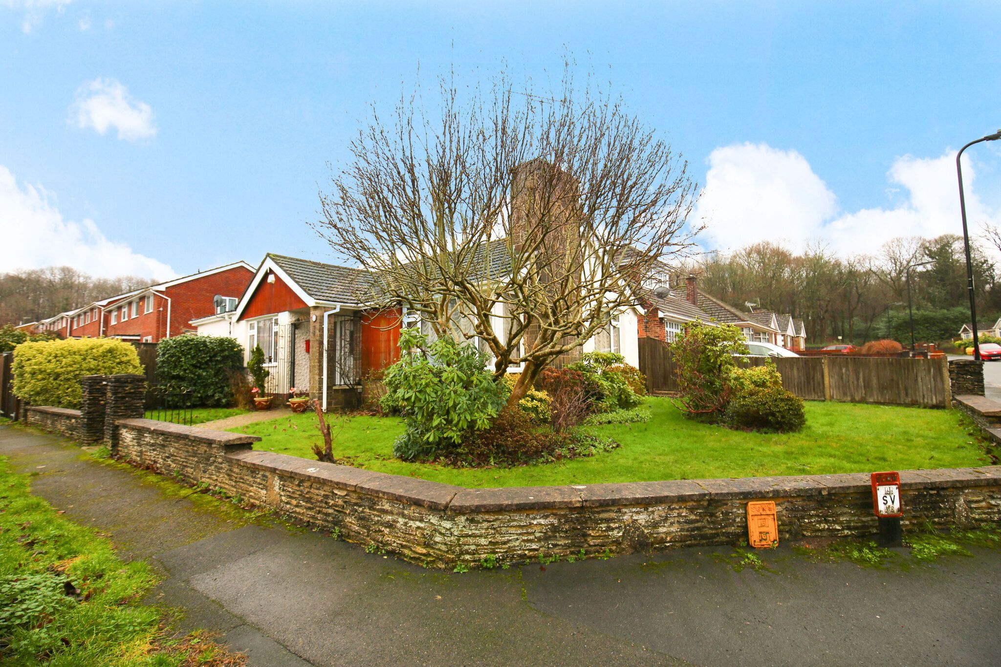 2 bed detached bungalow for sale in Ellis Road, Southampton SO19 Zoopla