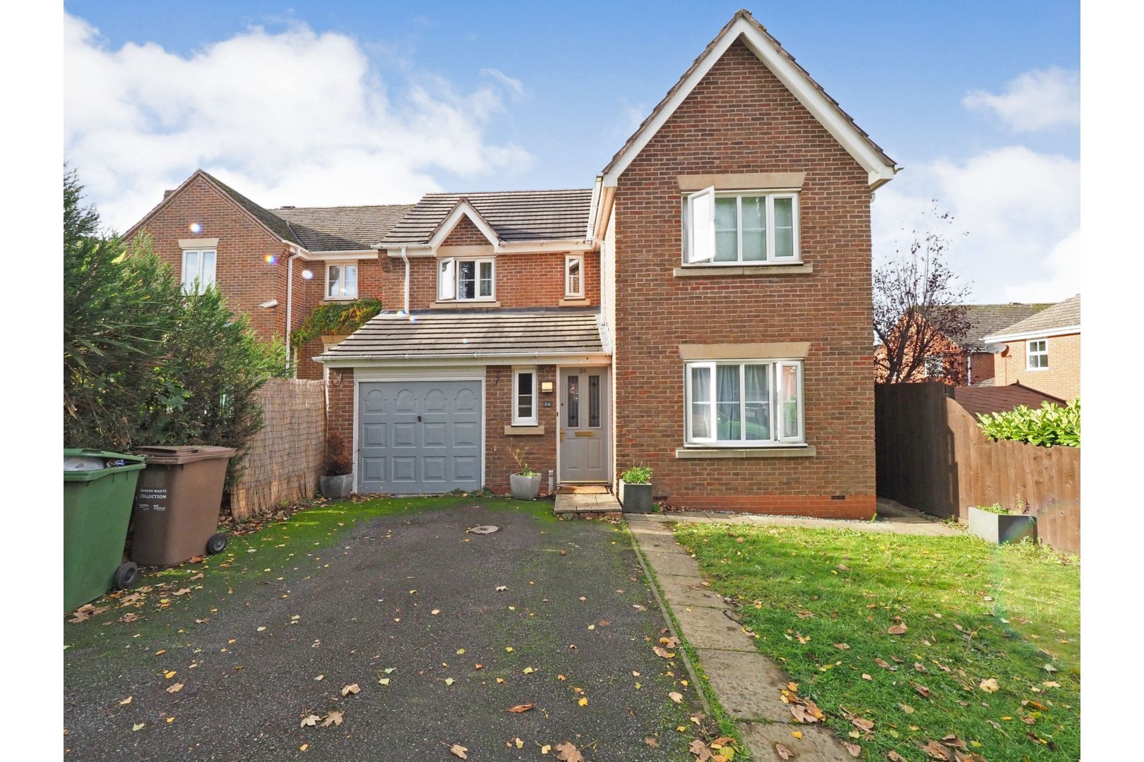 4 bed detached house for sale in Merlin Close, Rothley, Leicester LE7