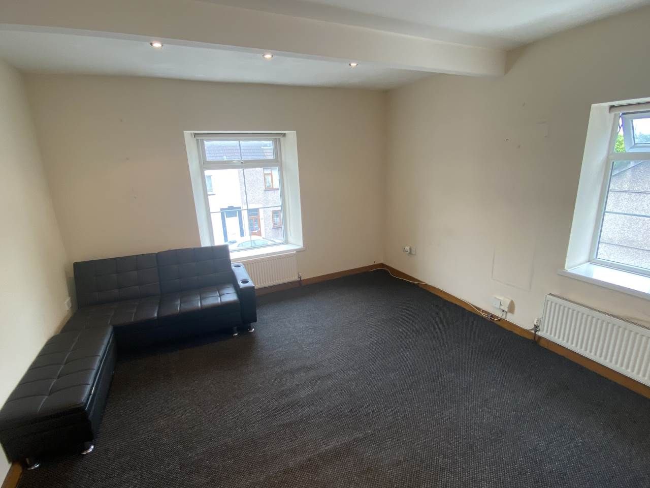 2 bed flat to rent in Neath Road, Plasmarl, Swansea SA6 Zoopla