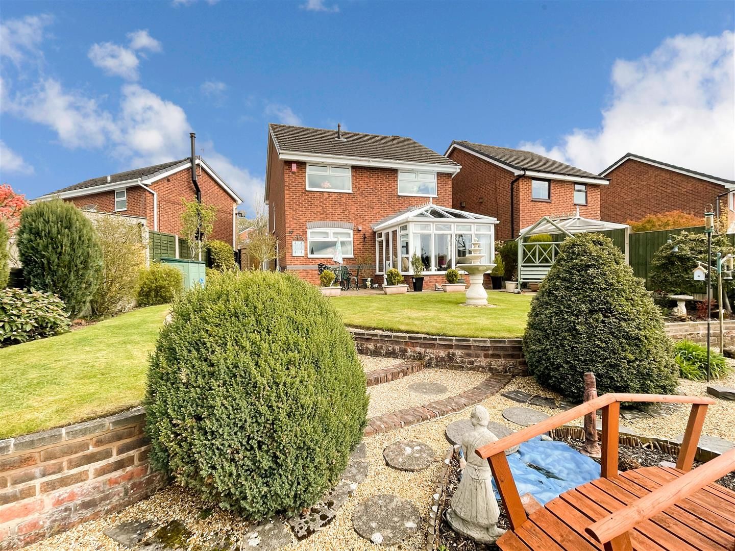 3 bed detached house for sale in Mountside Gardens, Leek, Staffordshire