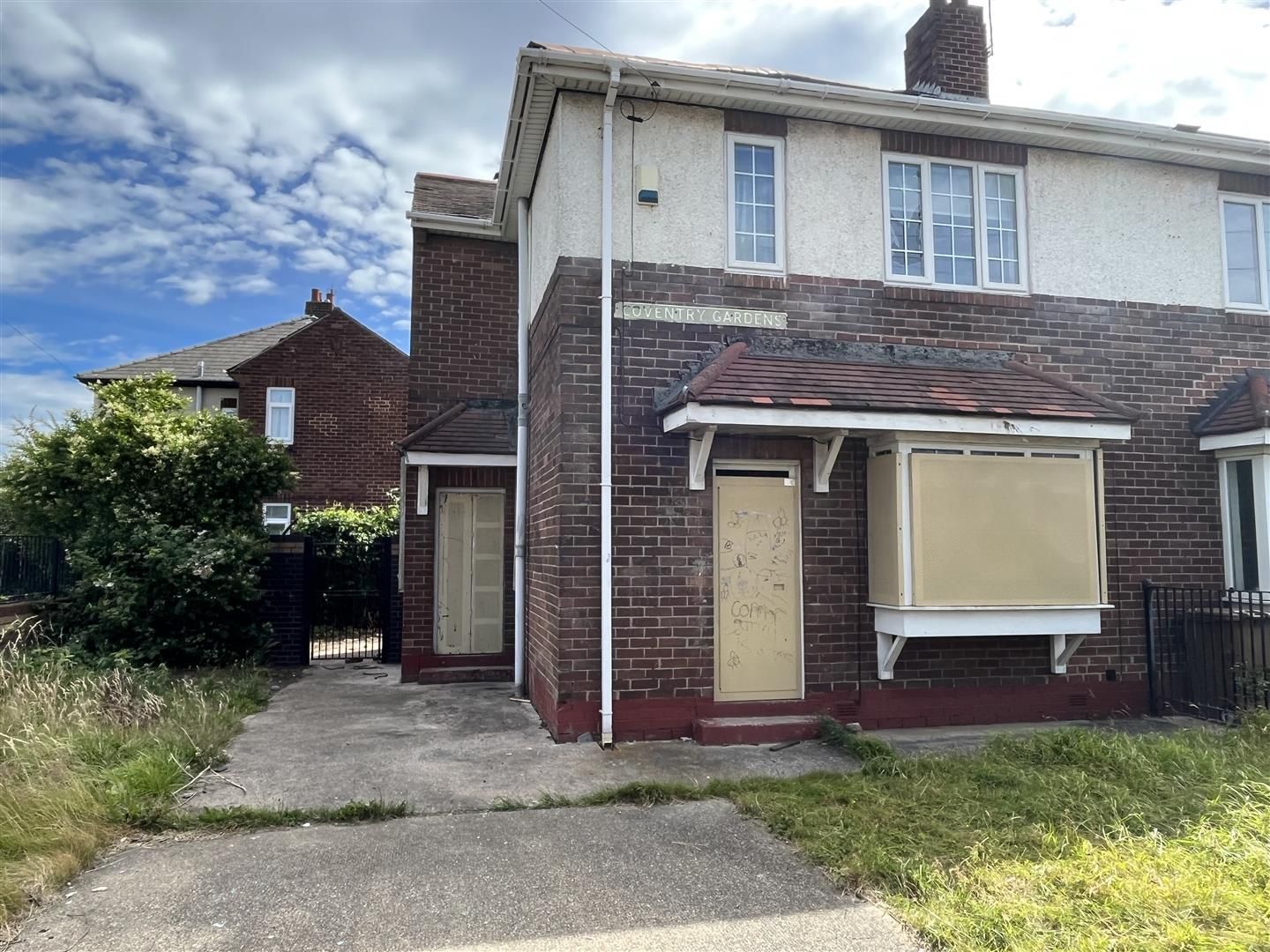 3 bed end terrace house for sale in Coventry Gardens, North Shields