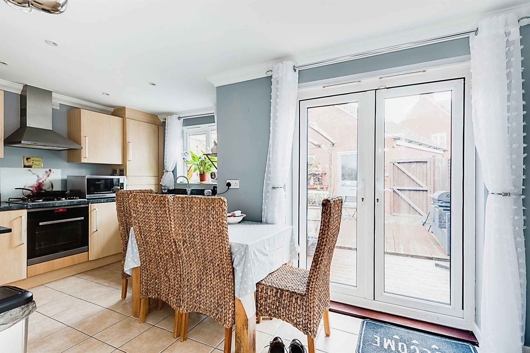 4 bed semidetached house for sale in White Eagle Road, Swindon SN25 Zoopla