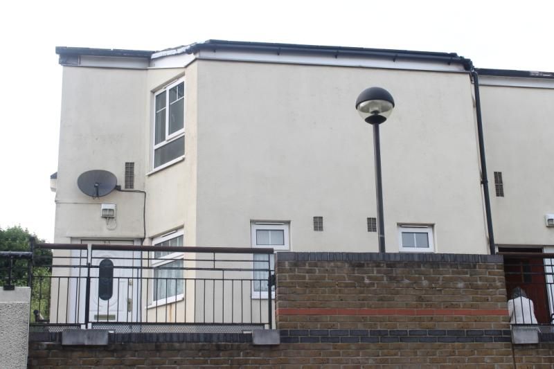 Vanguard Close, Croydon CR0  