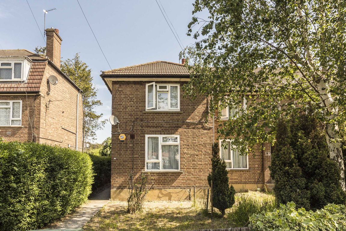 Canada Crescent, London W3