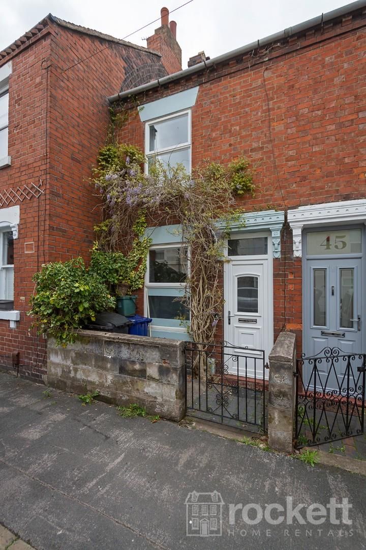 2 bed terraced house to rent in Oxford Road, Maybank, Newcastle Under
