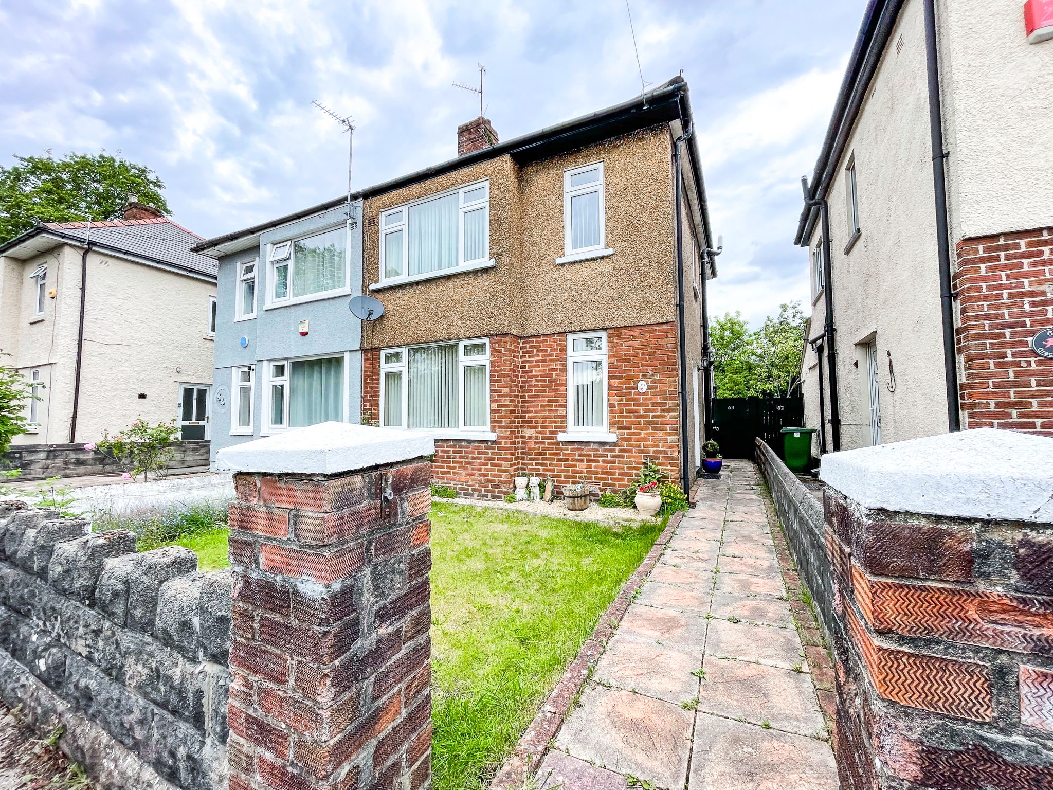 3 bed semidetached house for sale in Lansdowne Avenue West, Canton