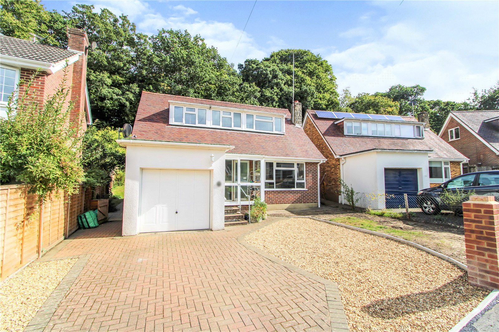 4 bed bungalow for sale in Linwood Close, Hythe, Southampton, Hampshire