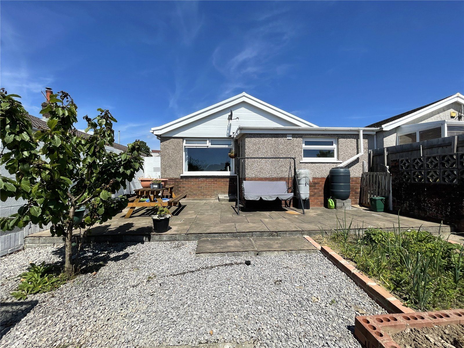 3 bed bungalow for sale in Maes Yr Haf, Llansamlet, Abertawe, Maes Yr
