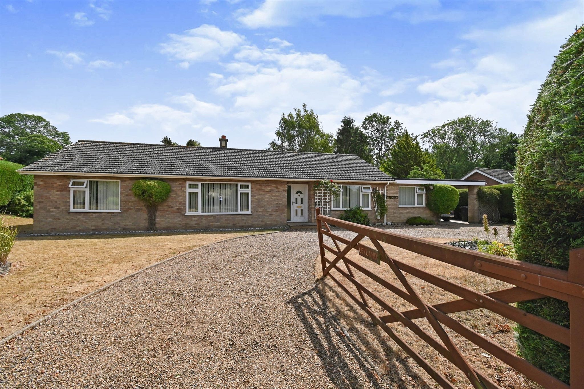 4 bed detached bungalow for sale in Aslacton Road, Forncett St. Peter