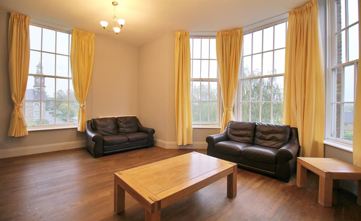 Flat, Princess Park Manor, Royal Drive, London N11  