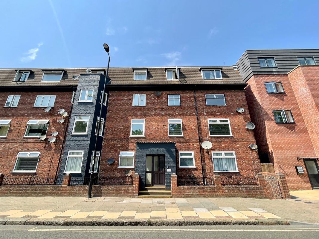 2 bed flat for sale in Flat 23 Consulate House, Canute Road