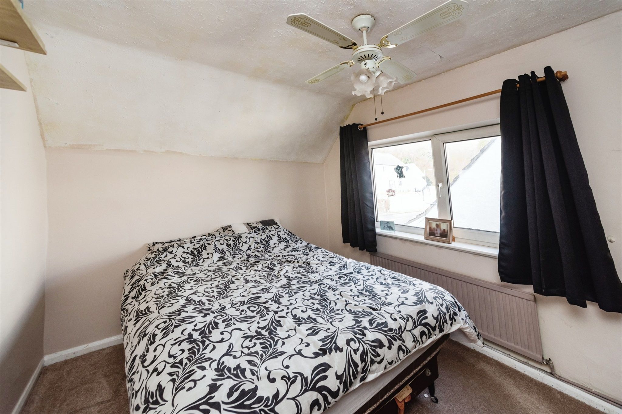 4 bed semidetached bungalow for sale in Heol TyGwyn, Nantyffyllon, Maesteg CF34 Zoopla