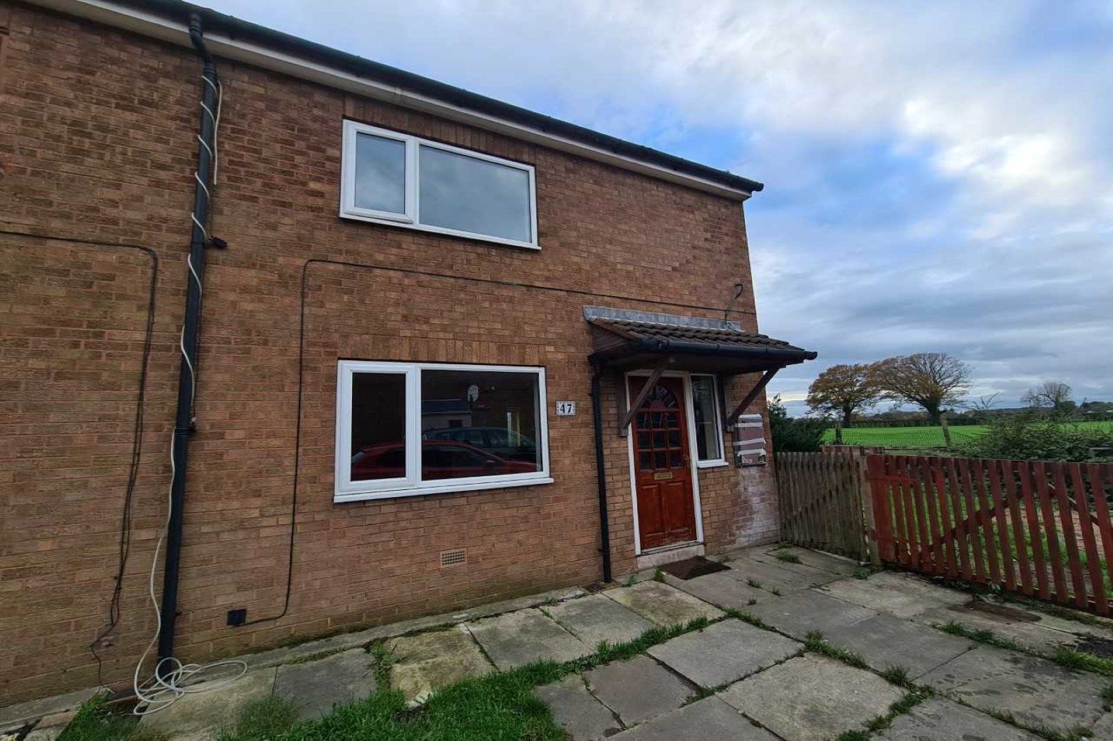 2 bed semidetached house for sale in Primrose Grove, Selby, North