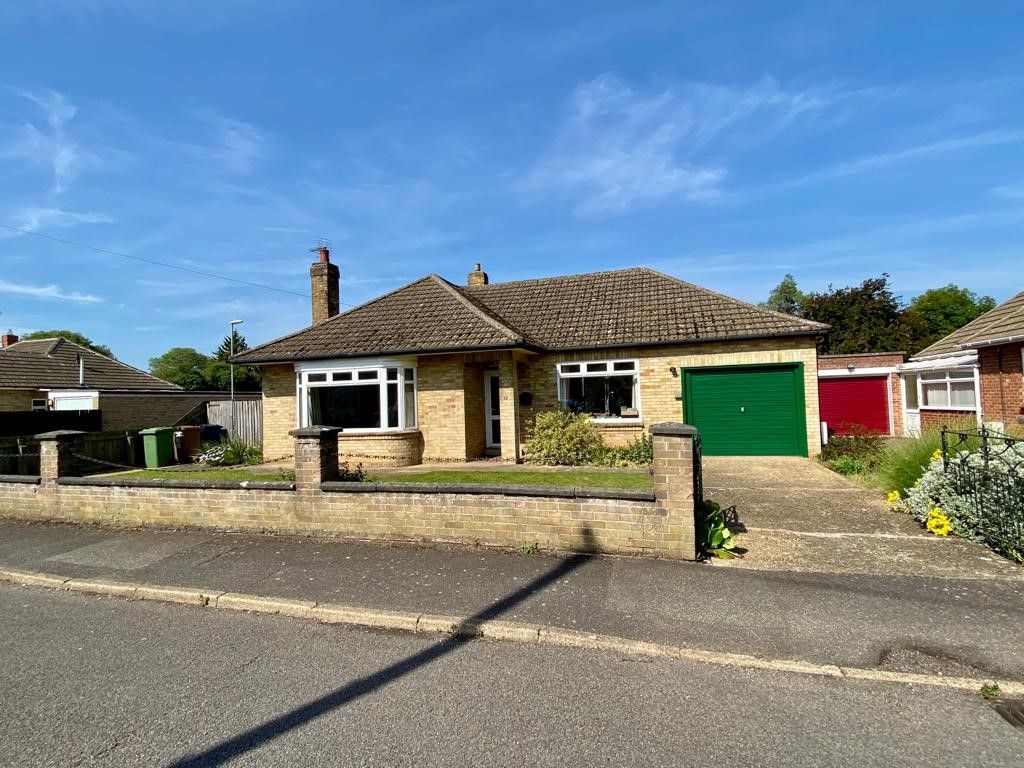 2 bed detached bungalow for sale in The Chase, Leverington Road