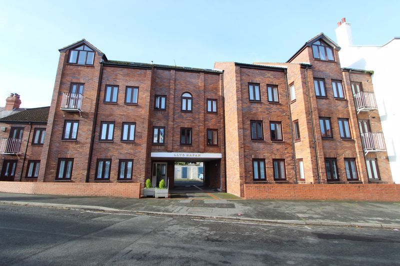 2 bed flat for sale in Everard Road, Rhos On Sea, Colwyn Bay LL28 Zoopla