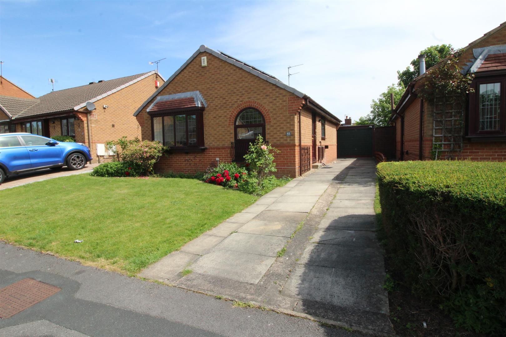2 bed detached bungalow for sale in Hazelcroft, Eccleshill, Bradford