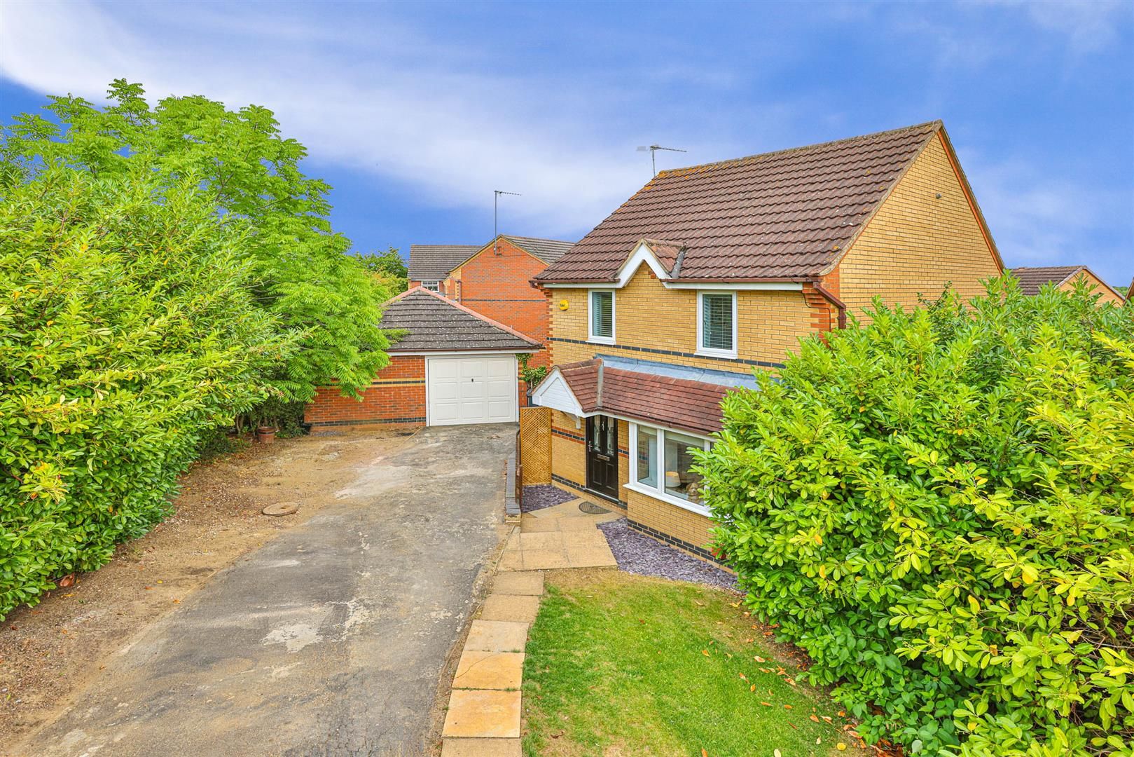 3 bed detached house for sale in Boardman Road, Kettering NN15 Zoopla