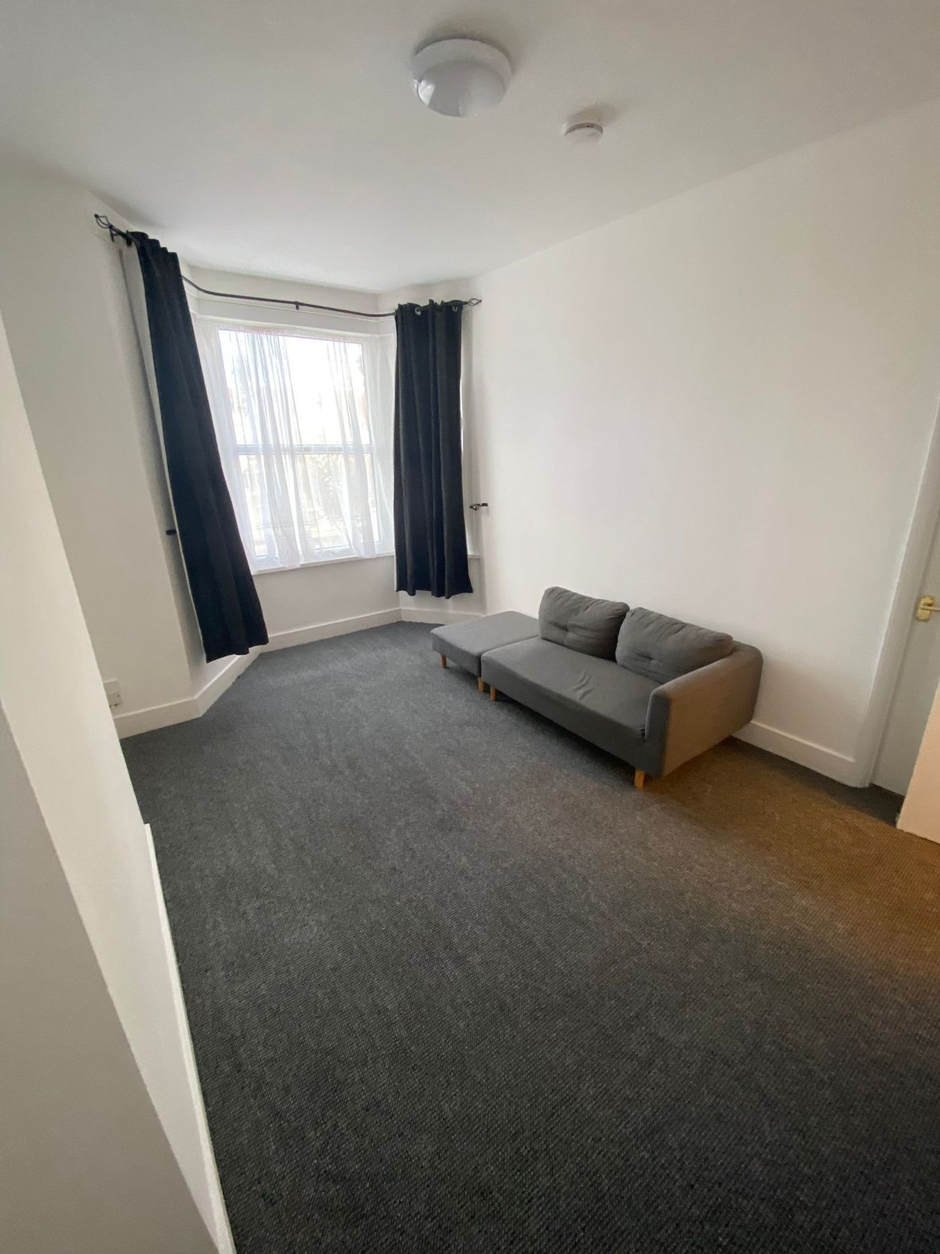 1 bed flat to rent in Kensington Gardens, Cranbrook, Ilford IG1 Zoopla