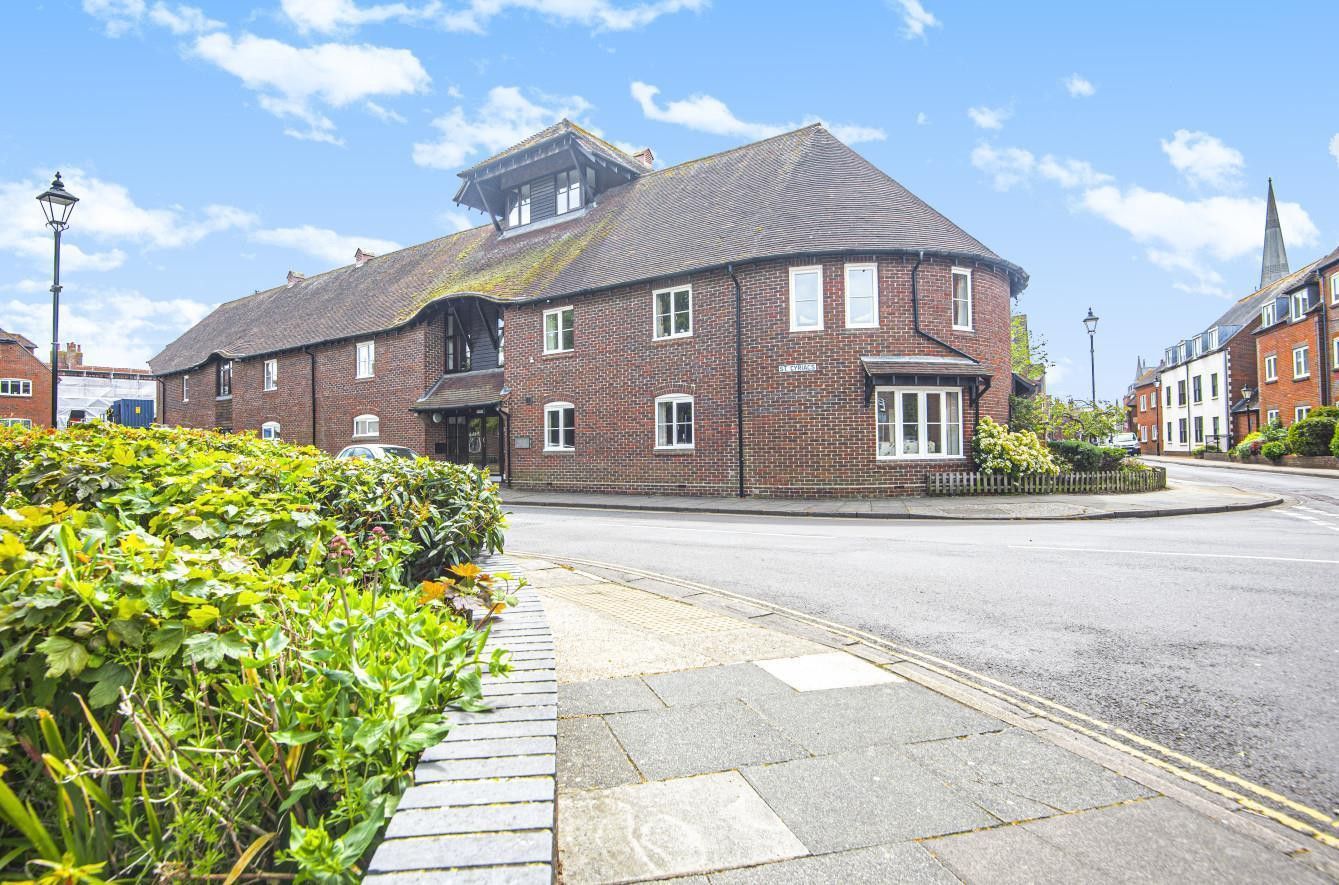 Rose Court, St Cyriacs, Chichester PO19