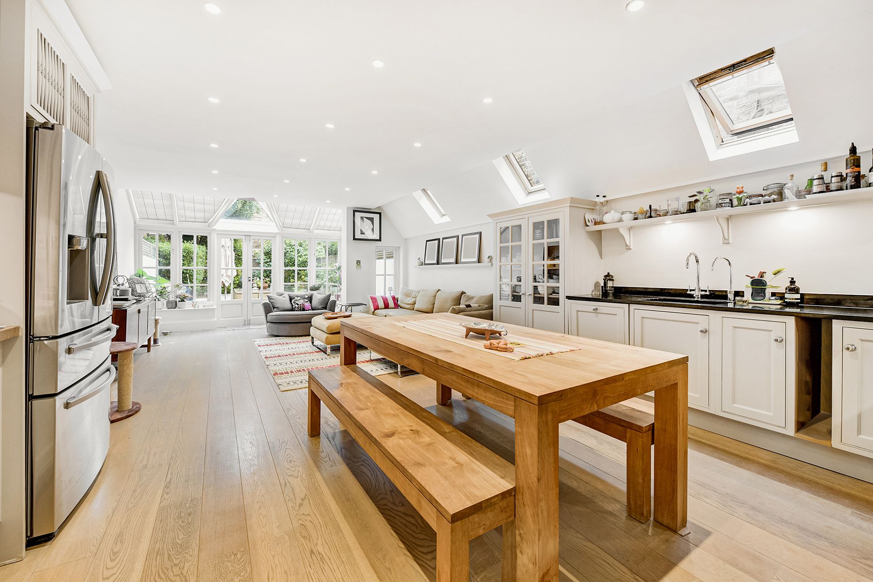 5 bed terraced house for sale in Perrymead Street, Peterborough Estate