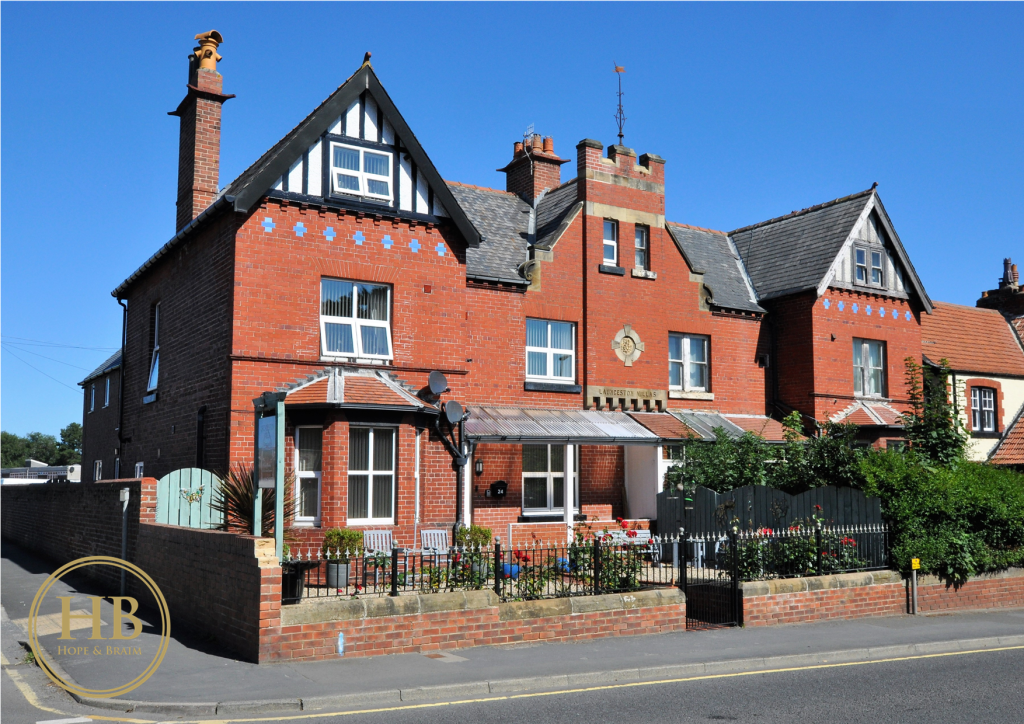 6 bed semidetached house for sale in Prospect Hill, Whitby YO21 Zoopla