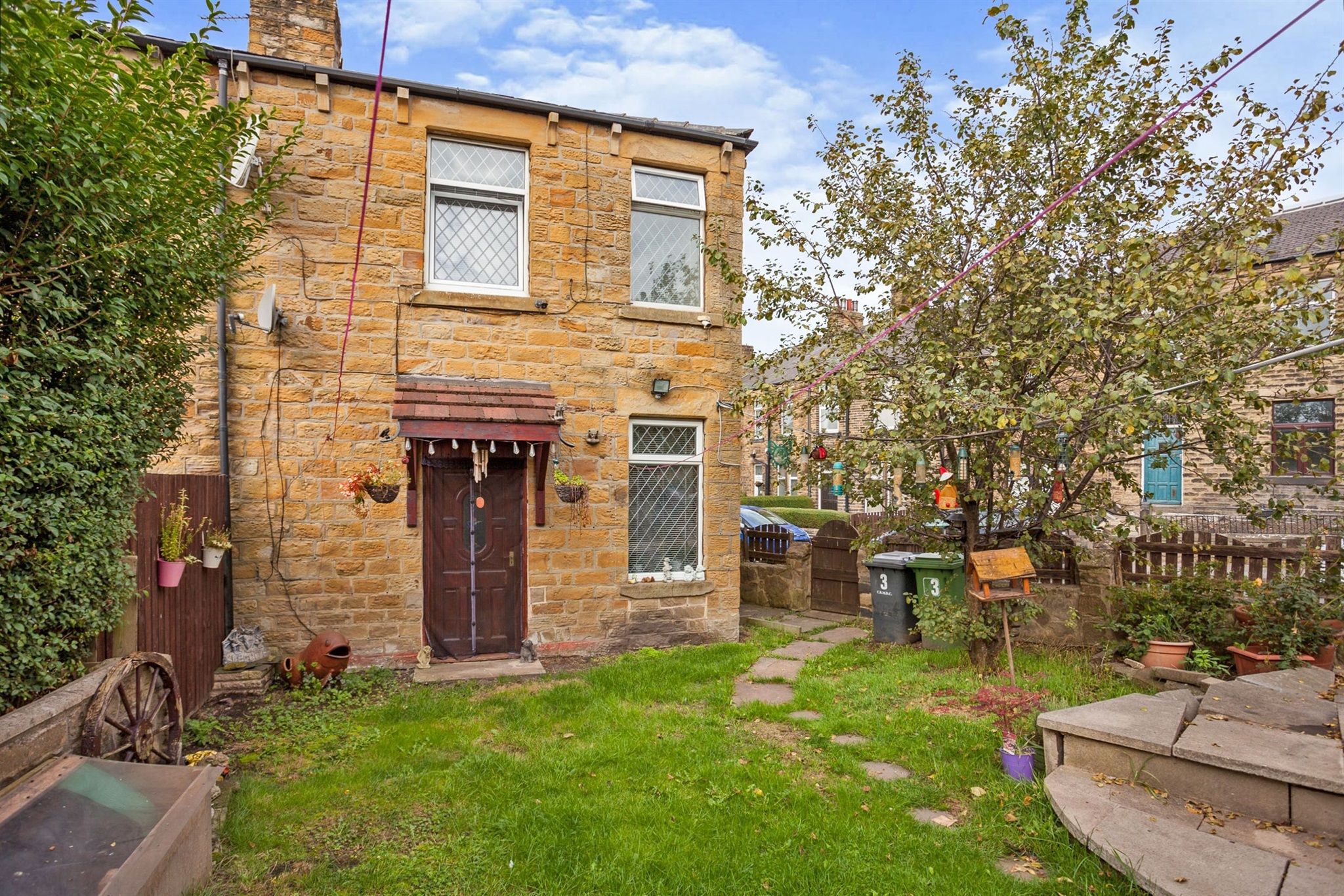 3 bed end terrace house for sale in Mallinson Street, Dewsbury WF13