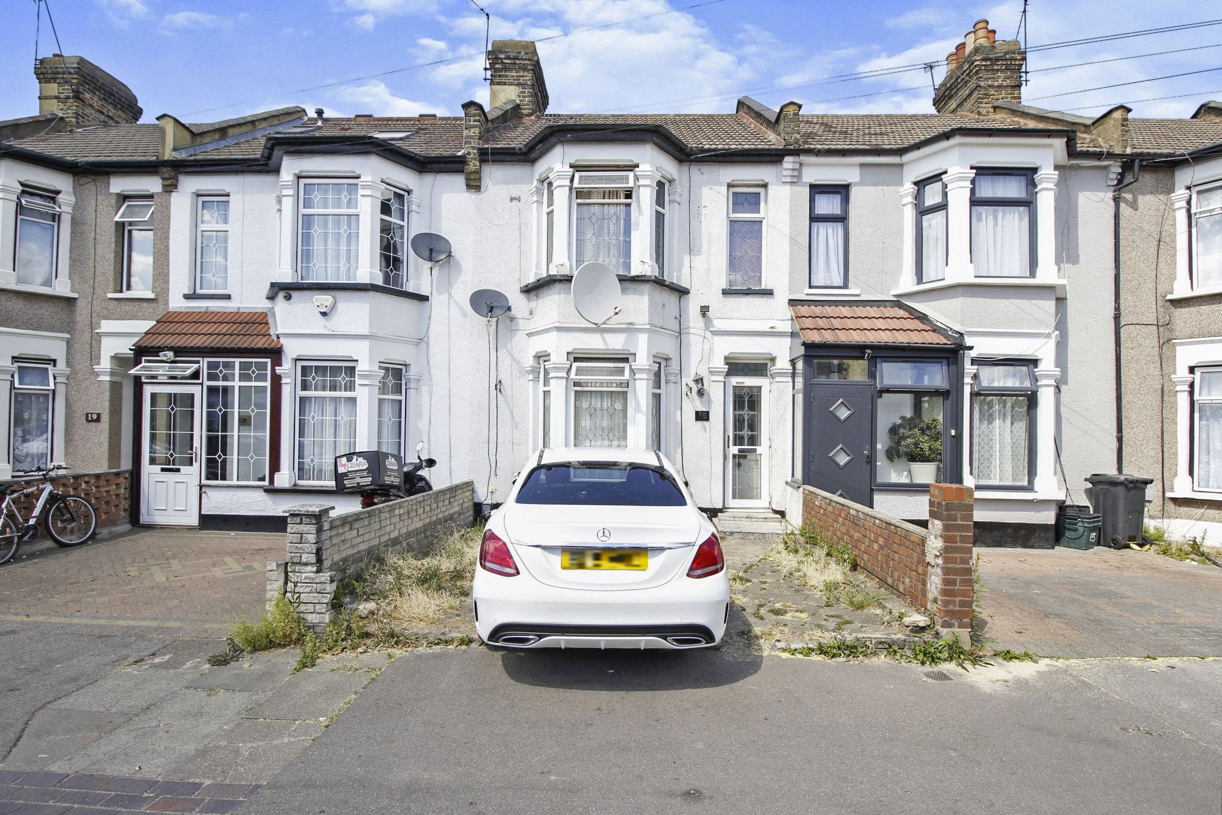 3 bed terraced house for sale in Khartoum Road, Ilford IG1 Zoopla