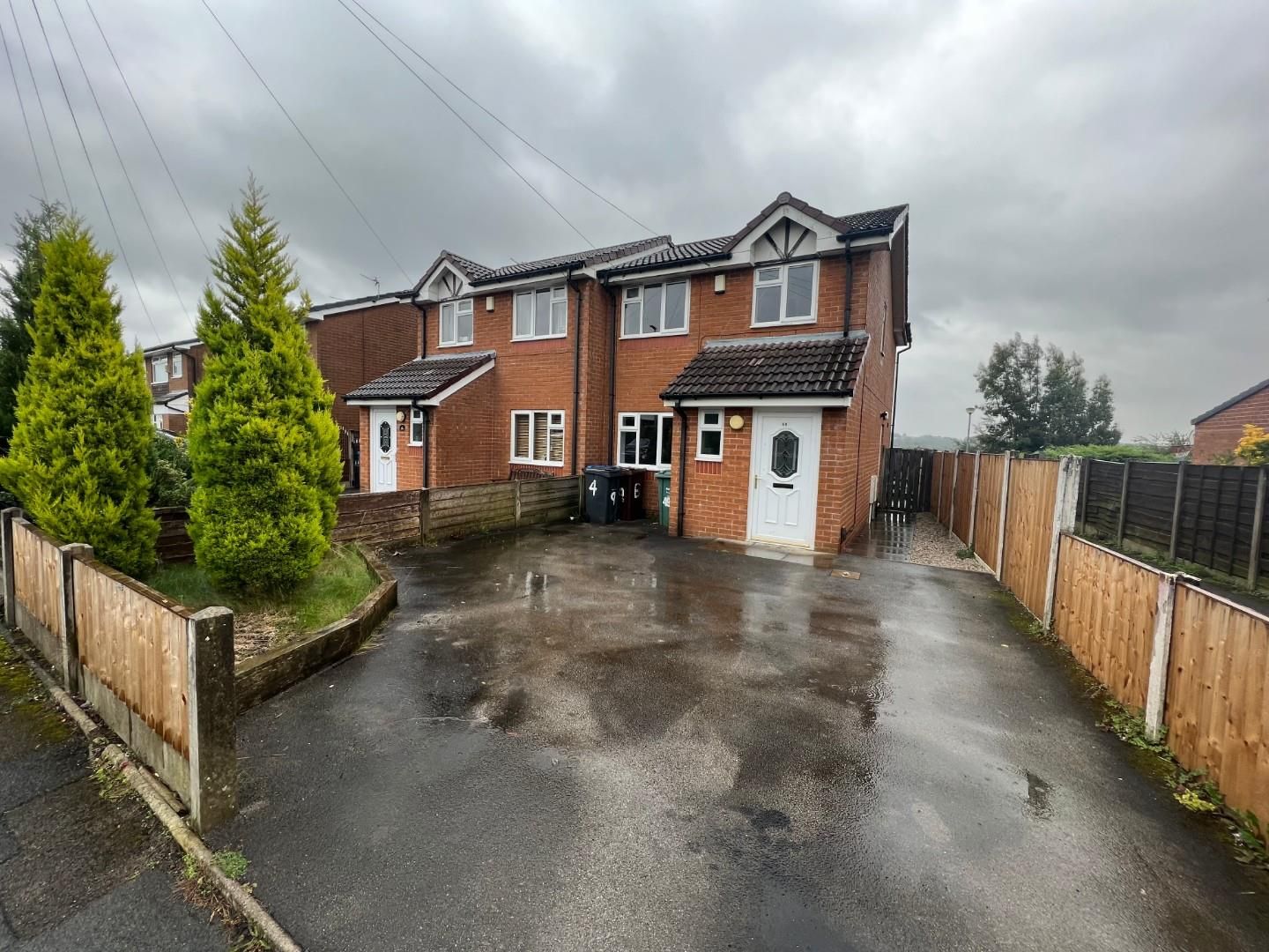 3 Bed Semi detached House For Sale In Harper Fold Road Radcliffe 3 Bed Semi detached House For Sale In Harper Fold Road Radcliffe