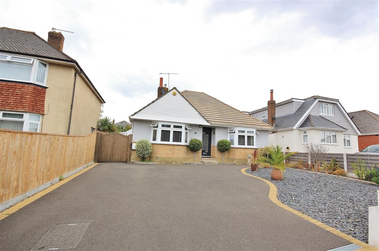 3 bed bungalow for sale in Evering Avenue, Alderney, Poole BH12 Zoopla