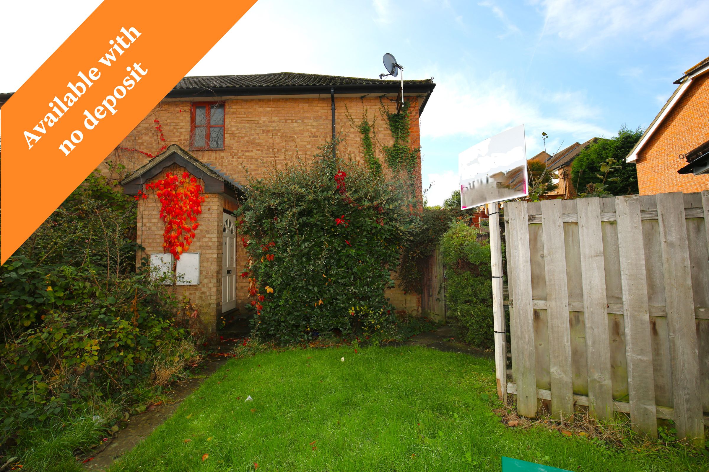 Studio to rent in Bracklesham Close SO19 Zoopla