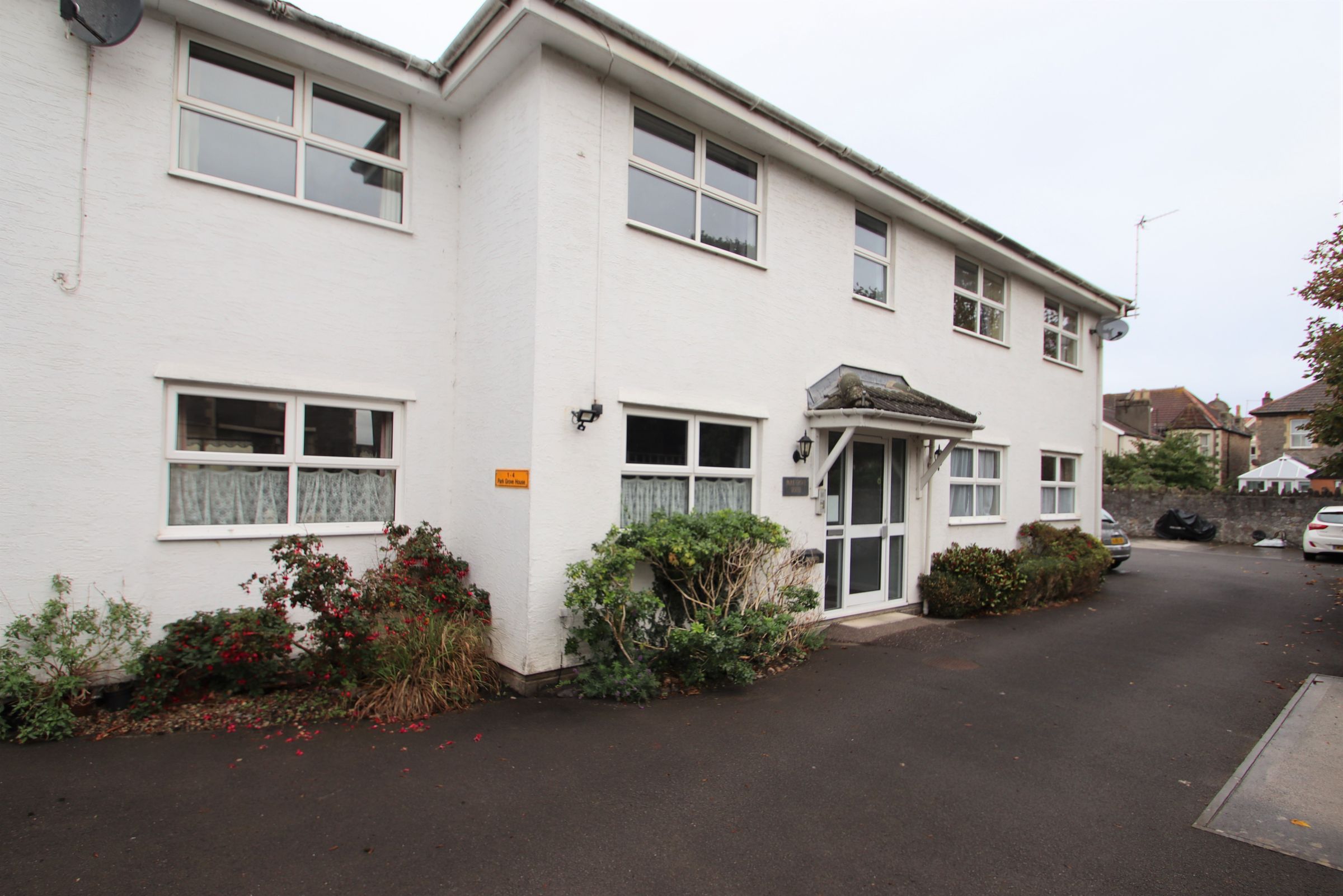 2 bed flat for sale in Clarence Road North, WestonSuperMare BS23 Zoopla