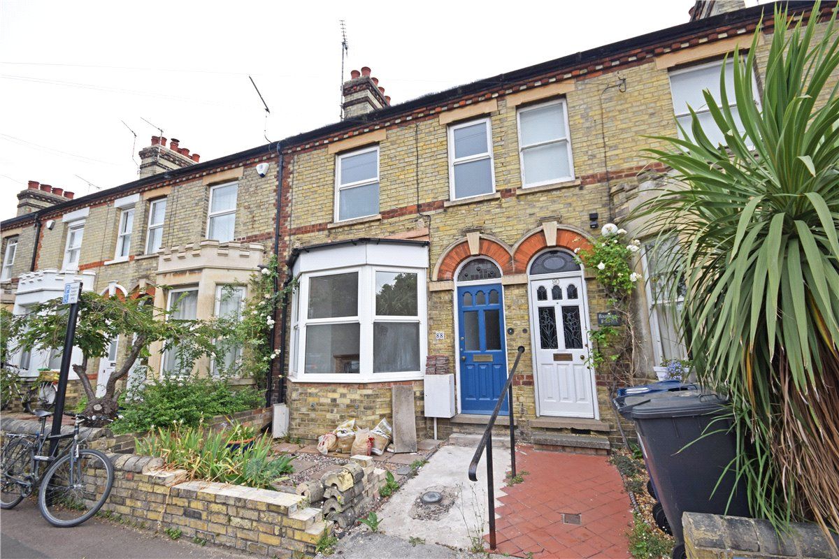 2 bed end terrace house to rent in Kimberley Road, Cambridge