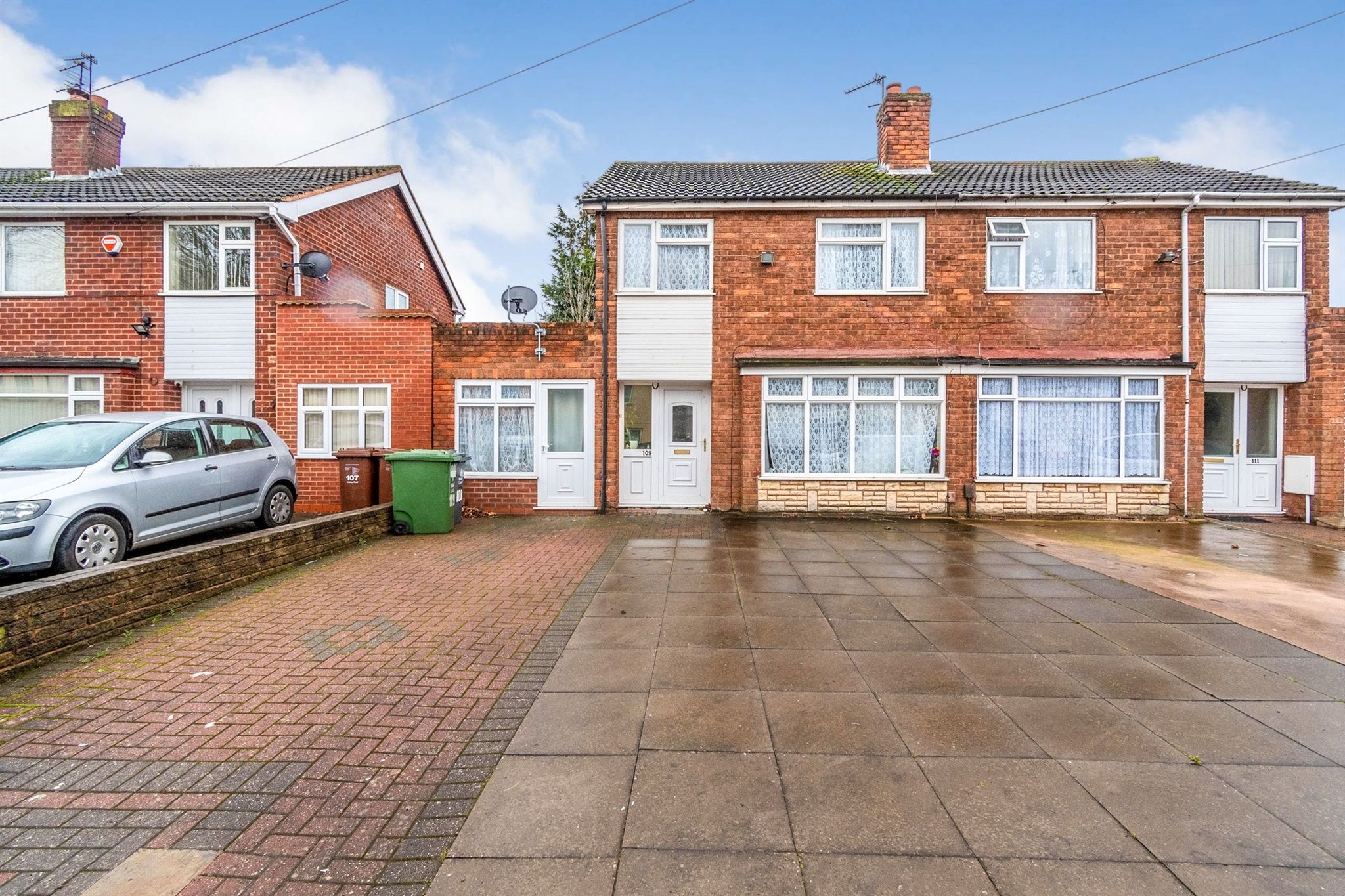 3 bed semidetached house for sale in Moxley Road, Darlaston