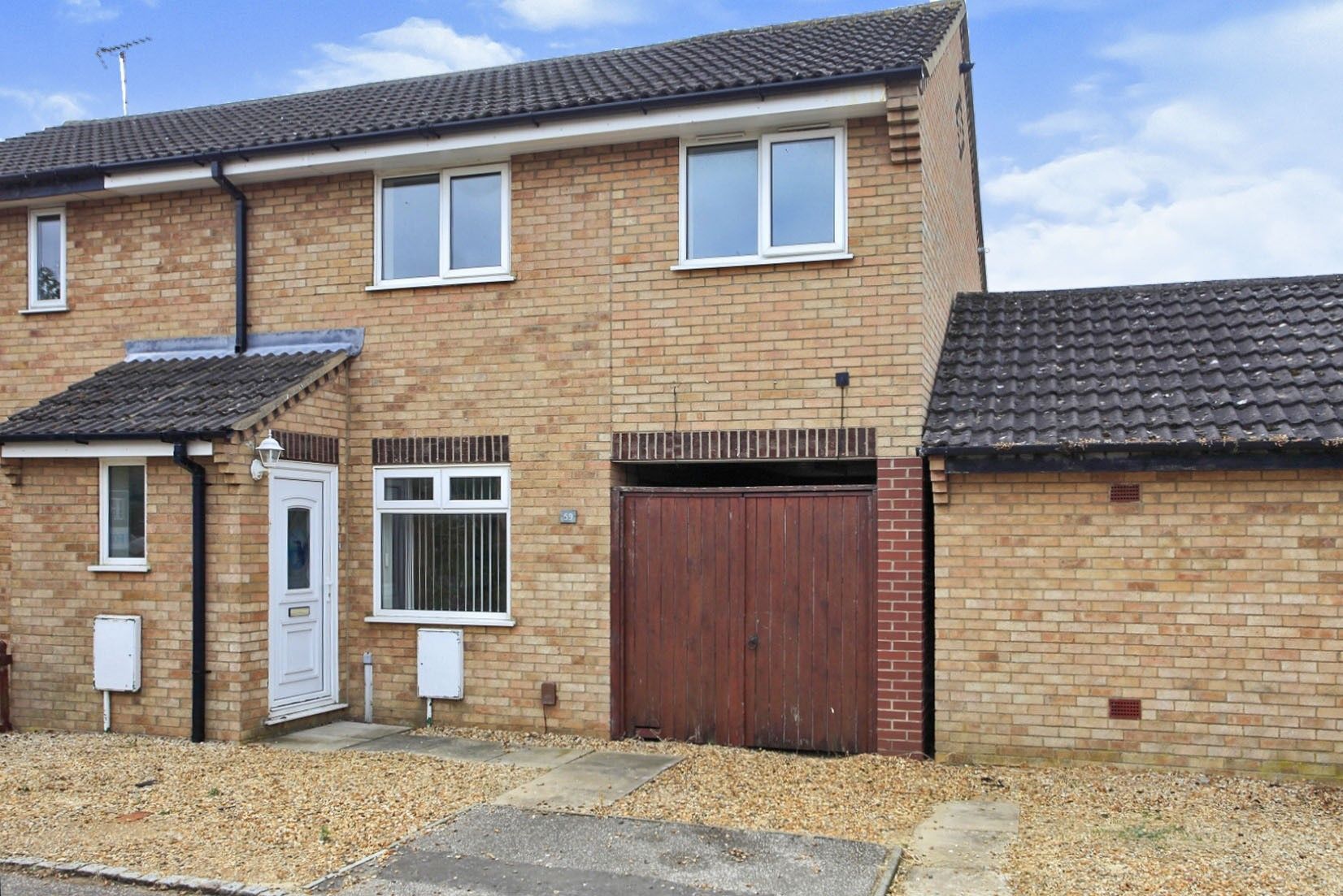 4 bed semidetached house for sale in Swale Avenue, Peterborough PE4