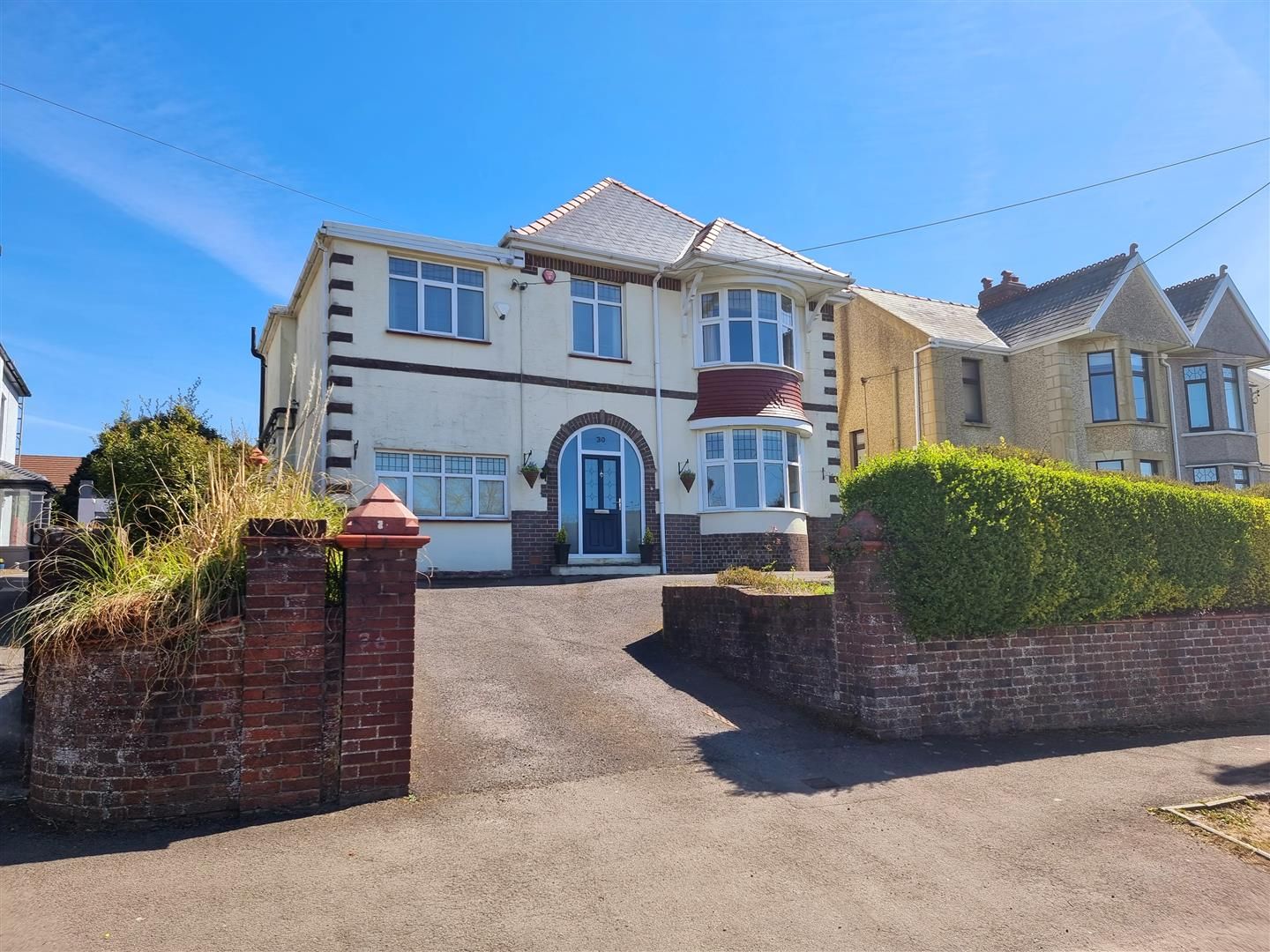 5 bed detached house for sale in Pontardulais Road, Penllergaer