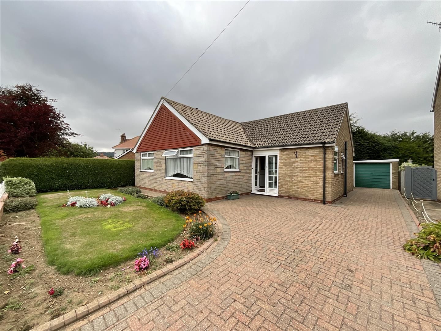 3 bed detached bungalow for sale in Hirstead Road, Scarborough YO12 Zoopla