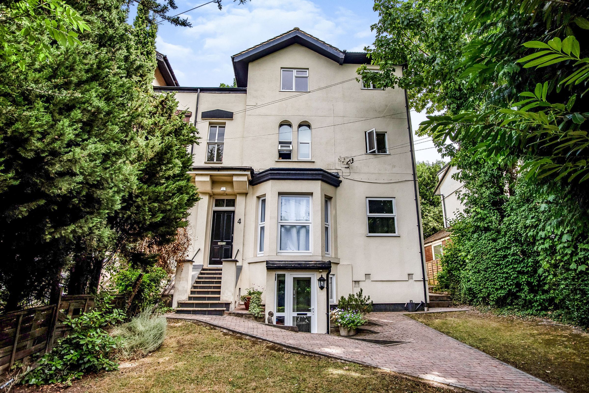 2 bed flat for sale in Cobham Terrace, Bean Road, Greenhithe DA9 Zoopla