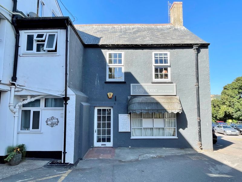 2 bed flat for sale in Broad Street, Lyme Regis DT7 Zoopla