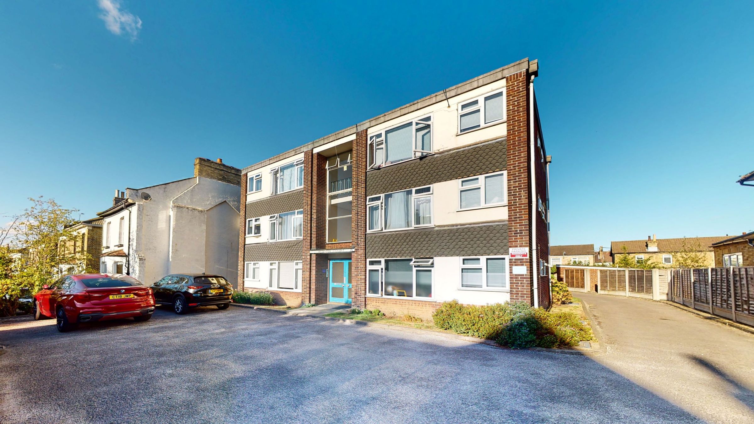1 bed flat for sale in Roylon Court, Langley Road, Beckenham, Kent BR3