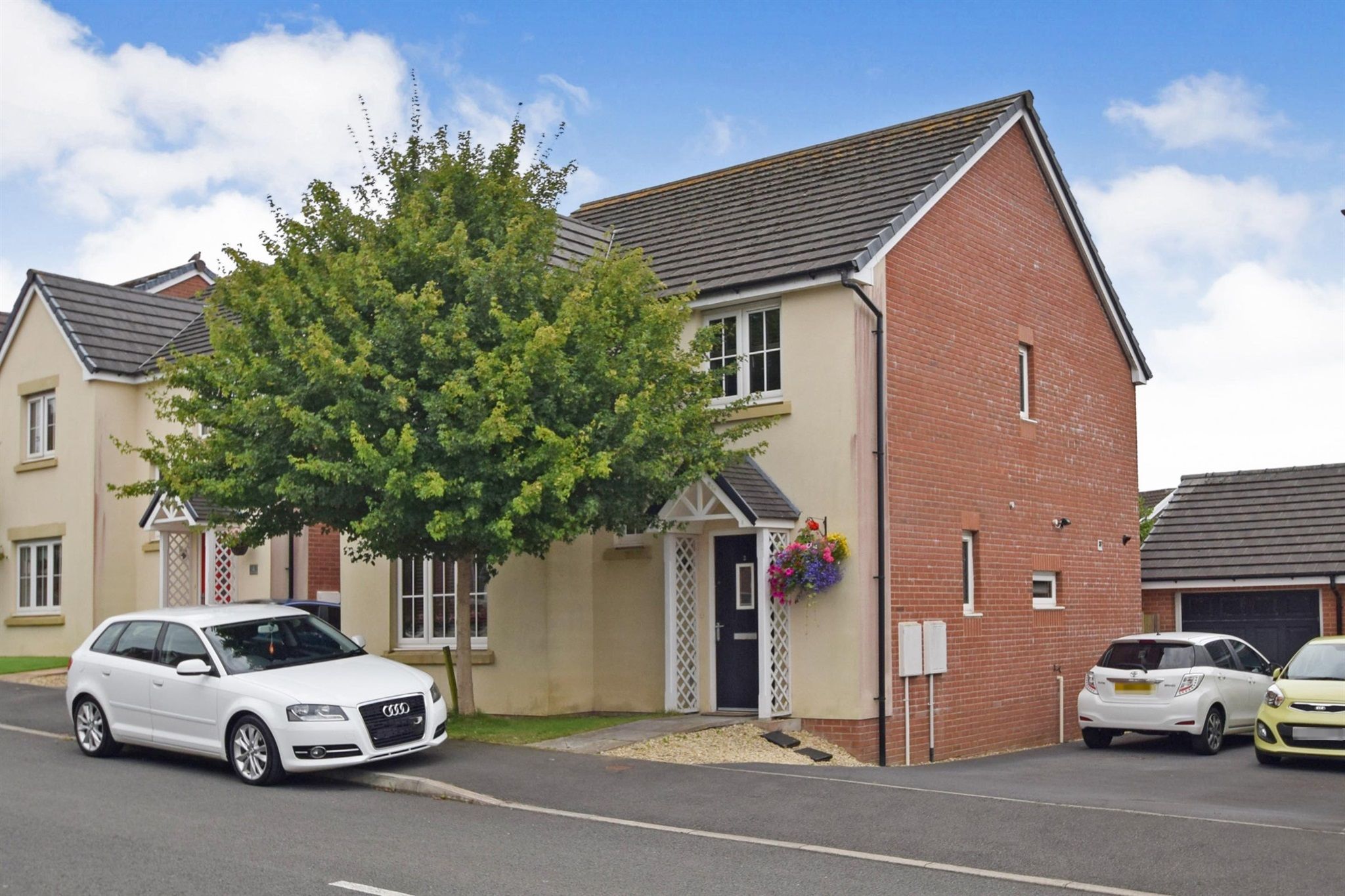 4 bed detached house for sale in Ffordd Y Coegylfinir, Gorseinon