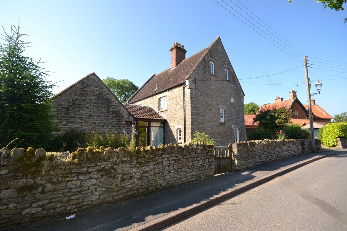 4 bed detached house for sale in Lower Street, Great Doddington NN29